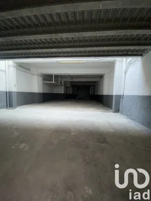 Parking à Marseille (13005)