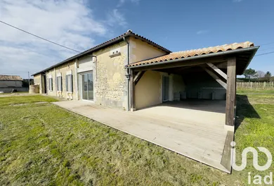 Maison traditionnelle à Montmérac (16300)