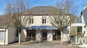 Maison de ville à Ydes (15210)