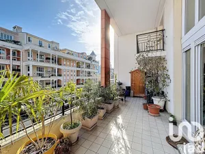 Appartement à Courbevoie (92400)