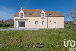 House at Houdan (78550)