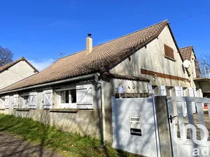 House at Treigny (89520)