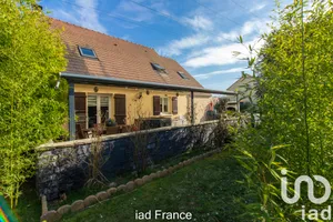 Maison traditionnelle à Porcheville (78440)
