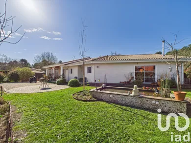 House in Salles (33770)