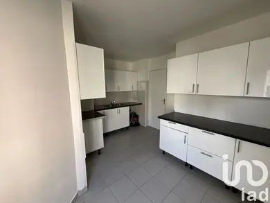 Appartement à Torcy (77200) — 3/18