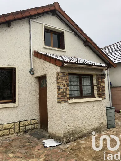 Traditional house in Dammarie-les-Lys (77190)