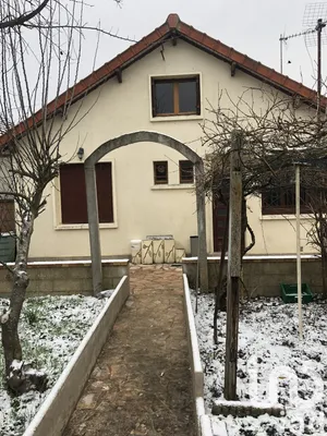 Maison traditionnelle à Dammarie-les-Lys (77190)