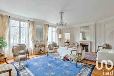 Apartment at Neuilly-sur-Seine (92200)