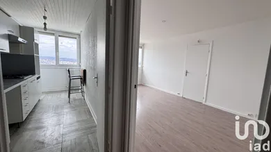 Apartment at Nanterre (92000)
