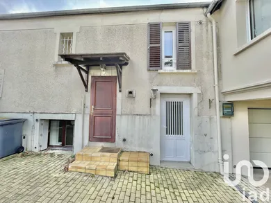 Studio at Montesson (78360)