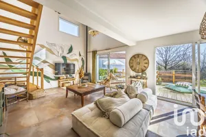 Maison à Ustaritz (64480)