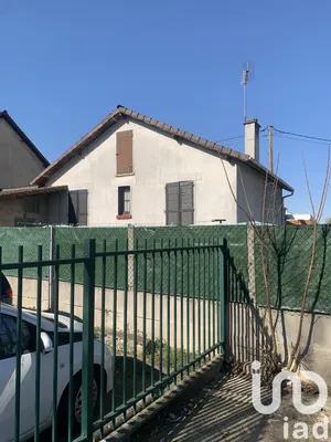 Maison à Villeneuve-le-Roi (94290)