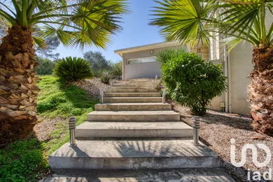 Maison à Saint-Raphaël (83700)