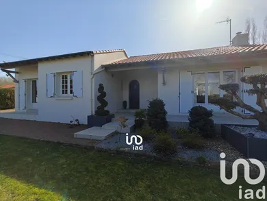 Village house at LA CHEVROLIERE (44118)