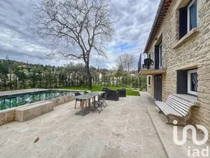 Maison à Malaucène (84340)