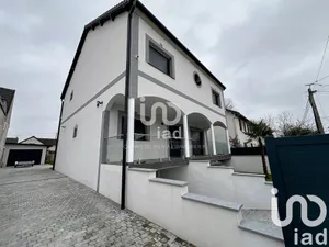 Maison d'architecte à Villeparisis (77270)