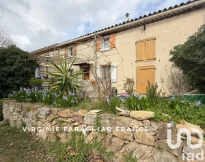 Maison de village à Le Castellet (83330)