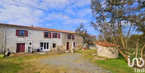 Longere at Saint-Hilaire-le-Vouhis (85480)