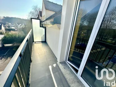 Apartment at Luzarches (95270)