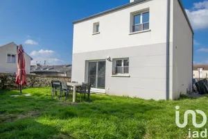 House at Marcoussis (91460)