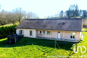 Traditional house at Saint-Yrieix-Sous-Aixe (87700)