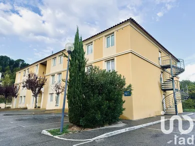 Studio at Le Tholonet (13100)