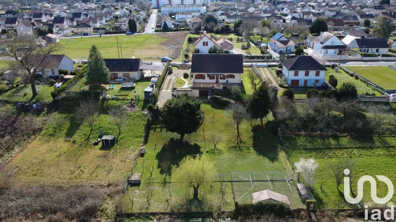 Maison 5 pièces 141 m² · à Orval · 141 m² · 199 000 €