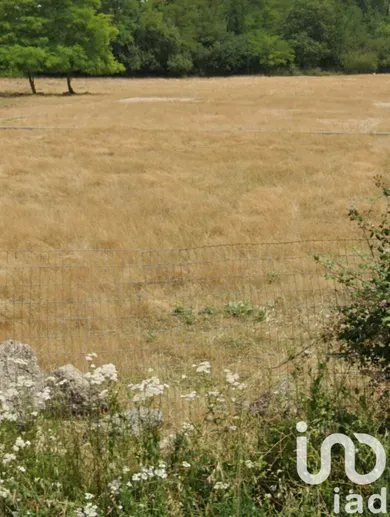 Terrain à bâtir à Ambarès-et-Lagrave (33440)