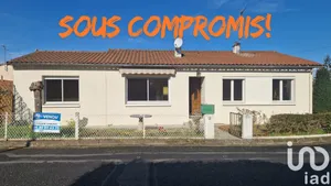 Maison traditionnelle à Buxerolles (86180)