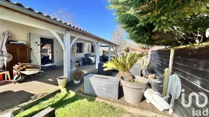 House at Gauriaguet (33240)