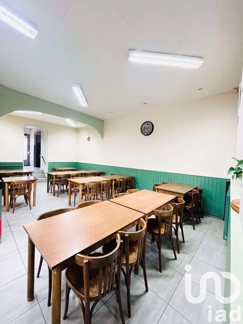 Immeuble 285 m² · à Sarrey · 285 m² · 125 000 €