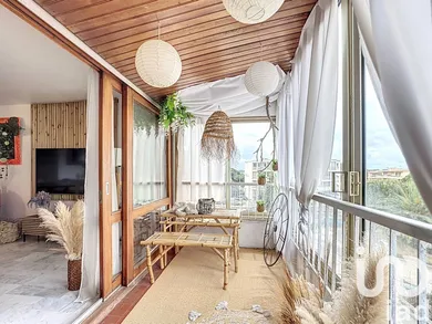 Apartment in Six-Fours-les-Plages (83140)