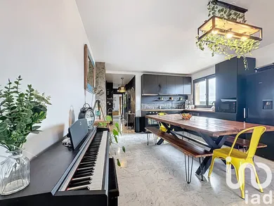Apartment in Six-Fours-les-Plages (83140)