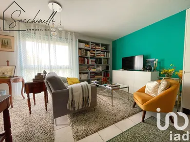 Apartment at Hyères (83400) — 3/4