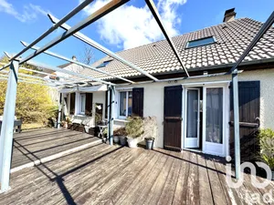 Traditional house at Sens (89100)