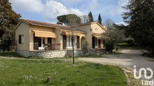 House at Roquefort-les-Pins (06330)