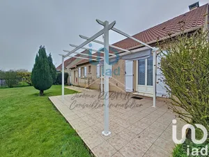 Traditional house at Boissy-Fresnoy (60440)