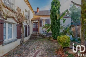 Townhouse at Orgeval (78630)