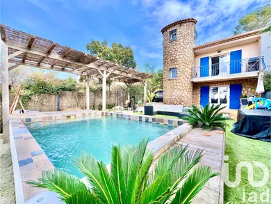 Traditional house at Fréjus (83600)