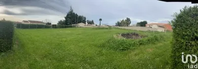 Terrain à bâtir à Saint-Georges-des-Agoûts (17150)