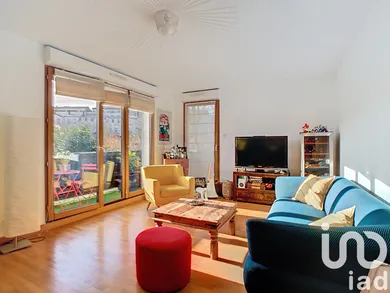 Apartment in Saint-Cyr-l'École (78210)