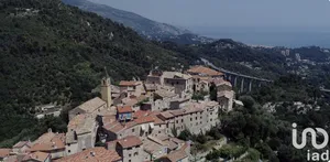Maison de village à Gorbio (06500)
