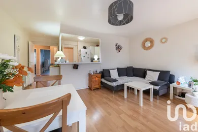 Apartment at Bailly-Romainvilliers (77700)