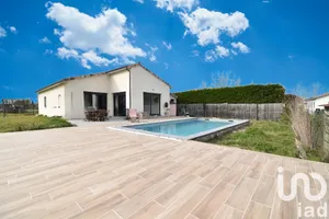 House at Cambernard (31470)