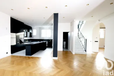 Traditional house at Nogent-sur-Marne (94130)