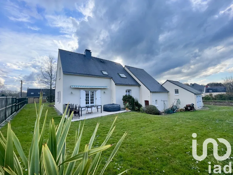 Maison 7 pièces 178 m² · à Treillières · 178 m² · 473 500 €