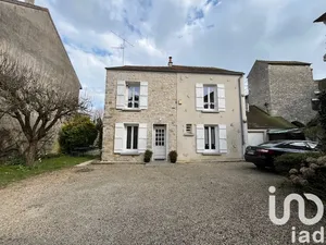 Maison de ville à Moret-Loing-et-Orvanne (77250)