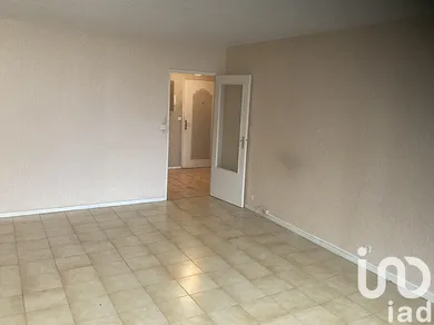 Apartment in Creil (60100)