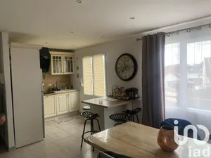 Appartement à Sainte-Geneviève-des-Bois (91700)