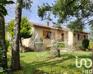 Traditional house at Chatuzange-le-Goubet (26300)